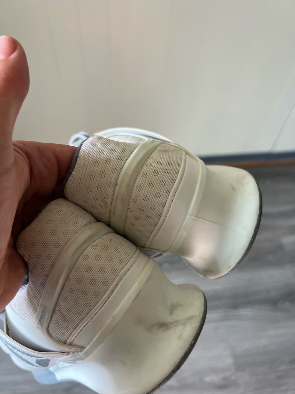 Reebok White and Light Gray Women's lifter shoe - Picture 5 of 7